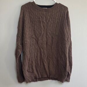 L.L. Bean Men's Chocolate Cable Knit Sweater 6